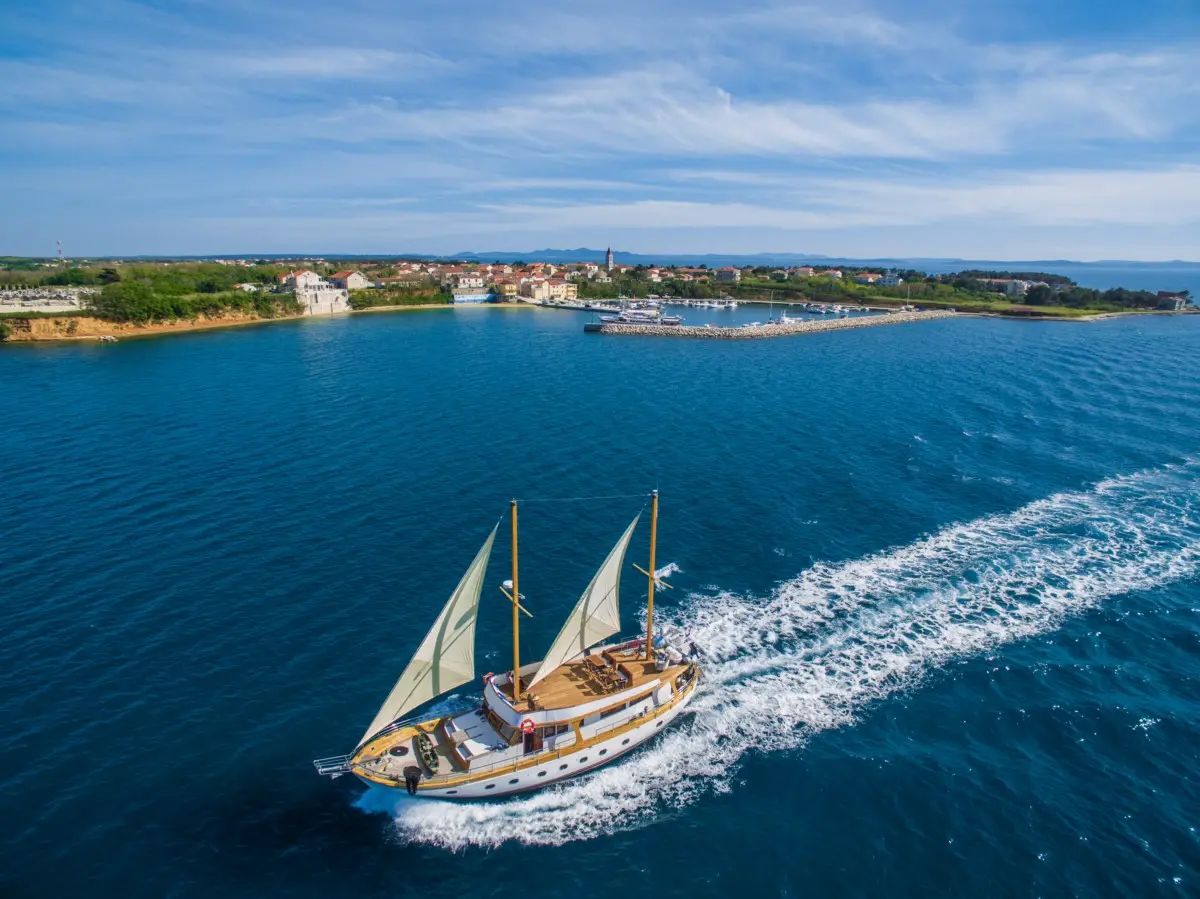 ADRIATIC BREEZE preview 5