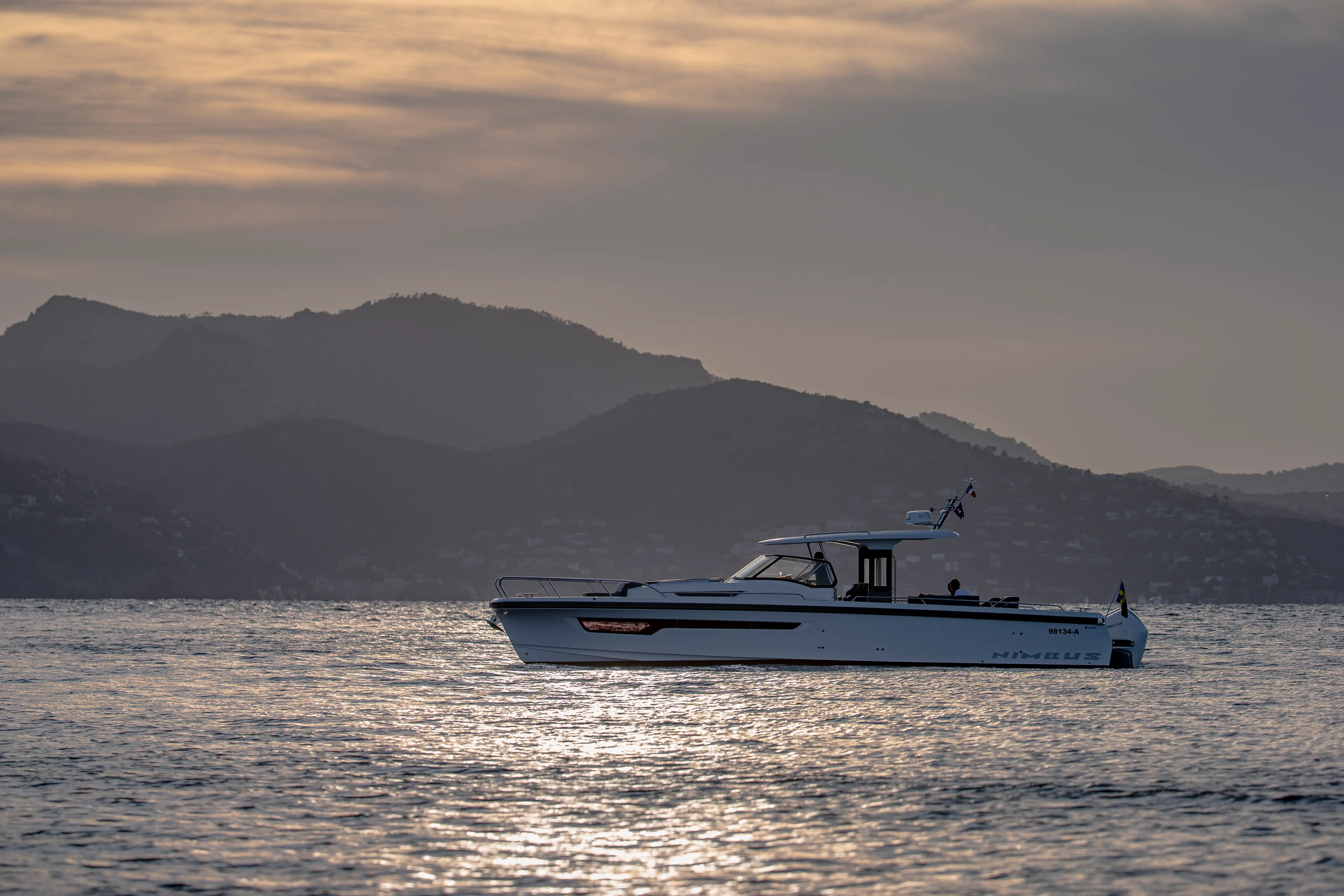 Yacht 731 preview 4