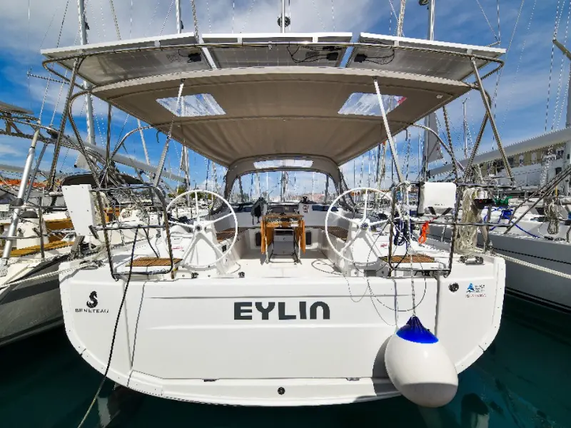 EYLIN photo 1