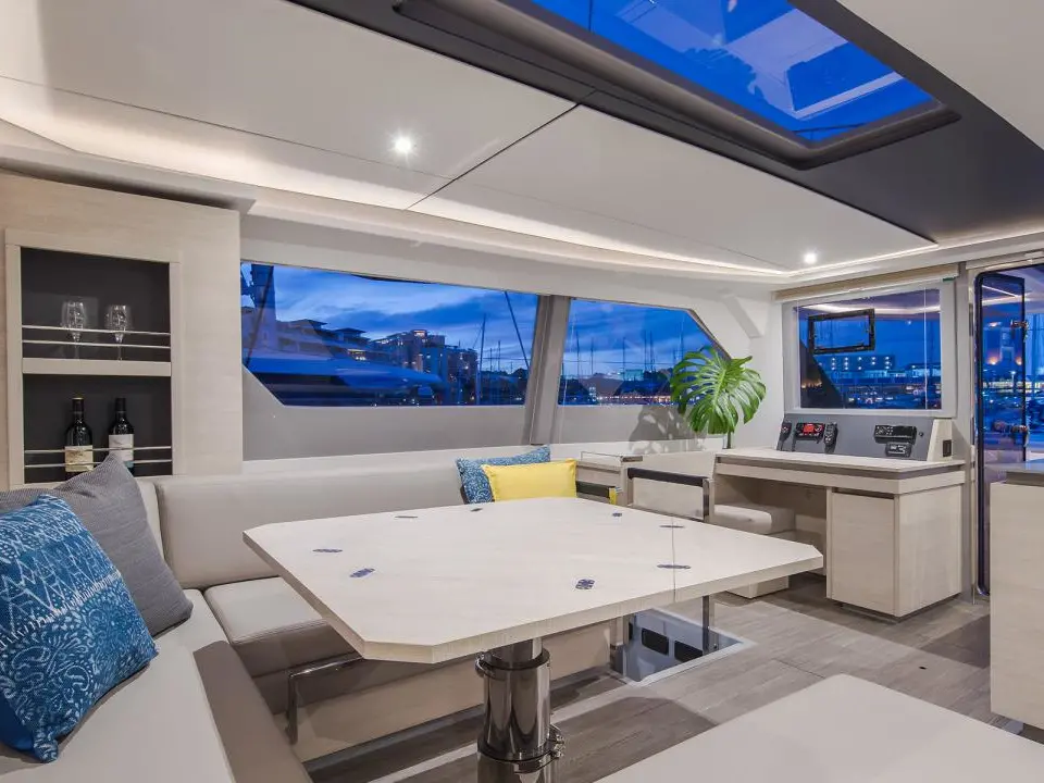 Moorings 5000-5 Crewed preview 3