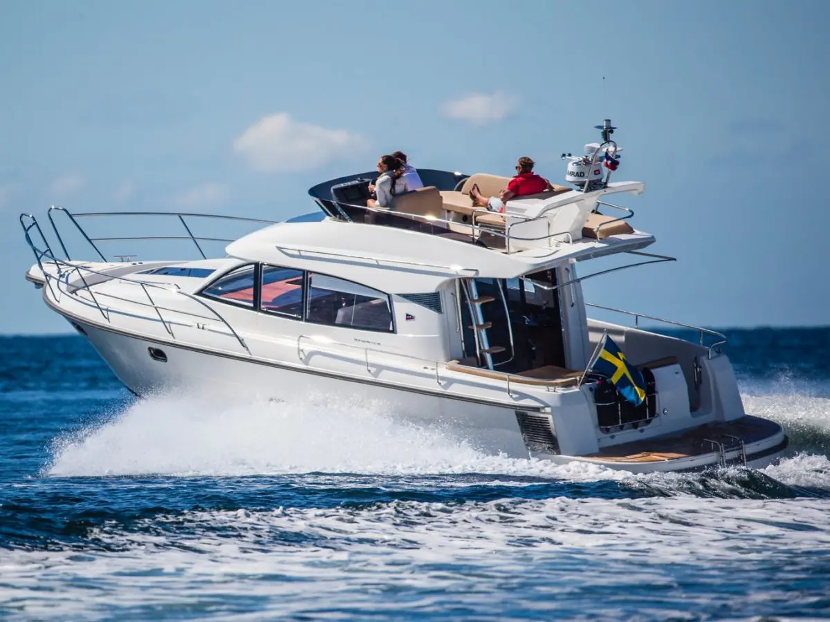 Yacht 951 photo 1