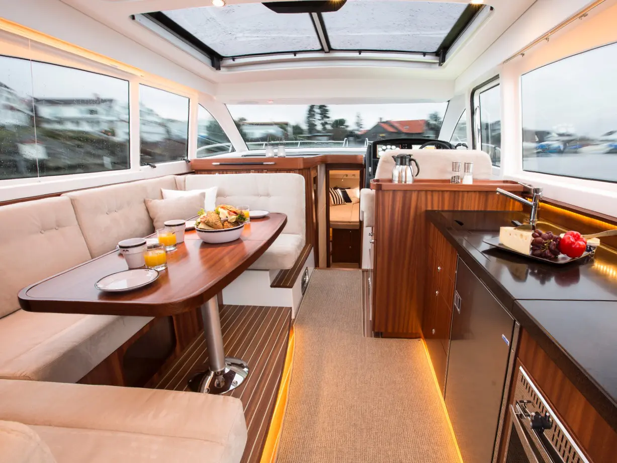 Yacht 951 preview 3