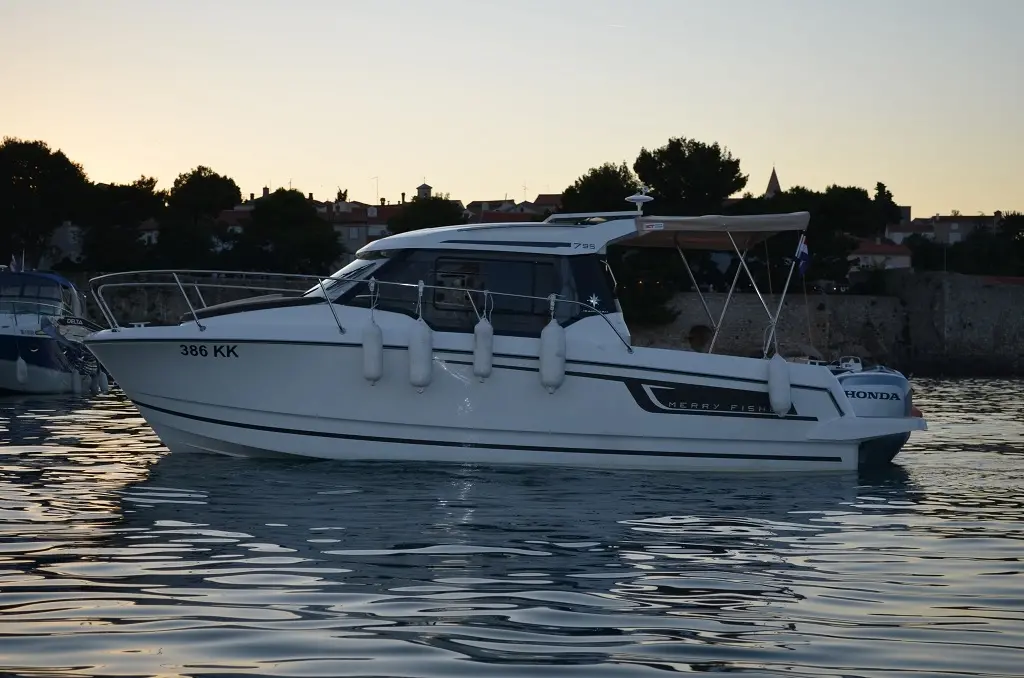 MF 795 preview 4