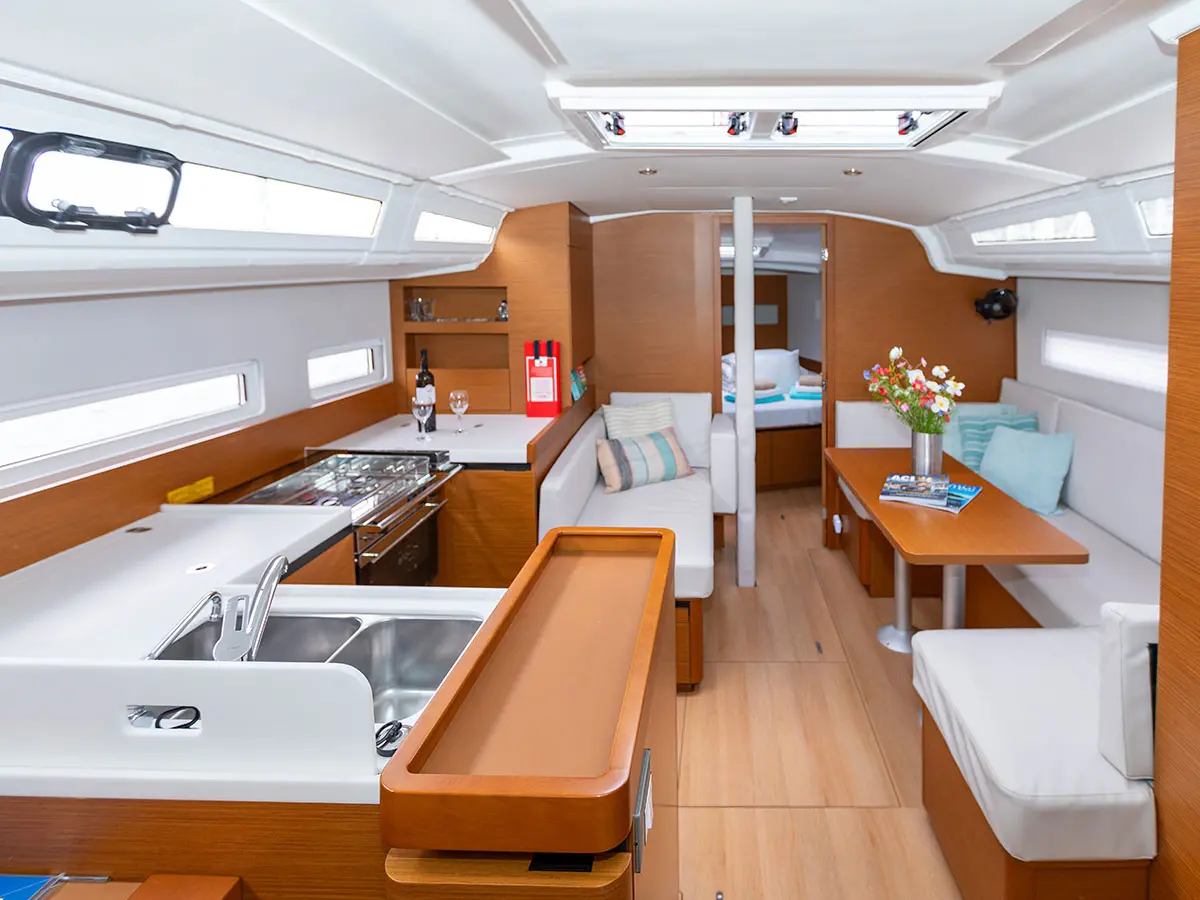 OSKAR  new 2024 (air condition, solar panels) preview 3