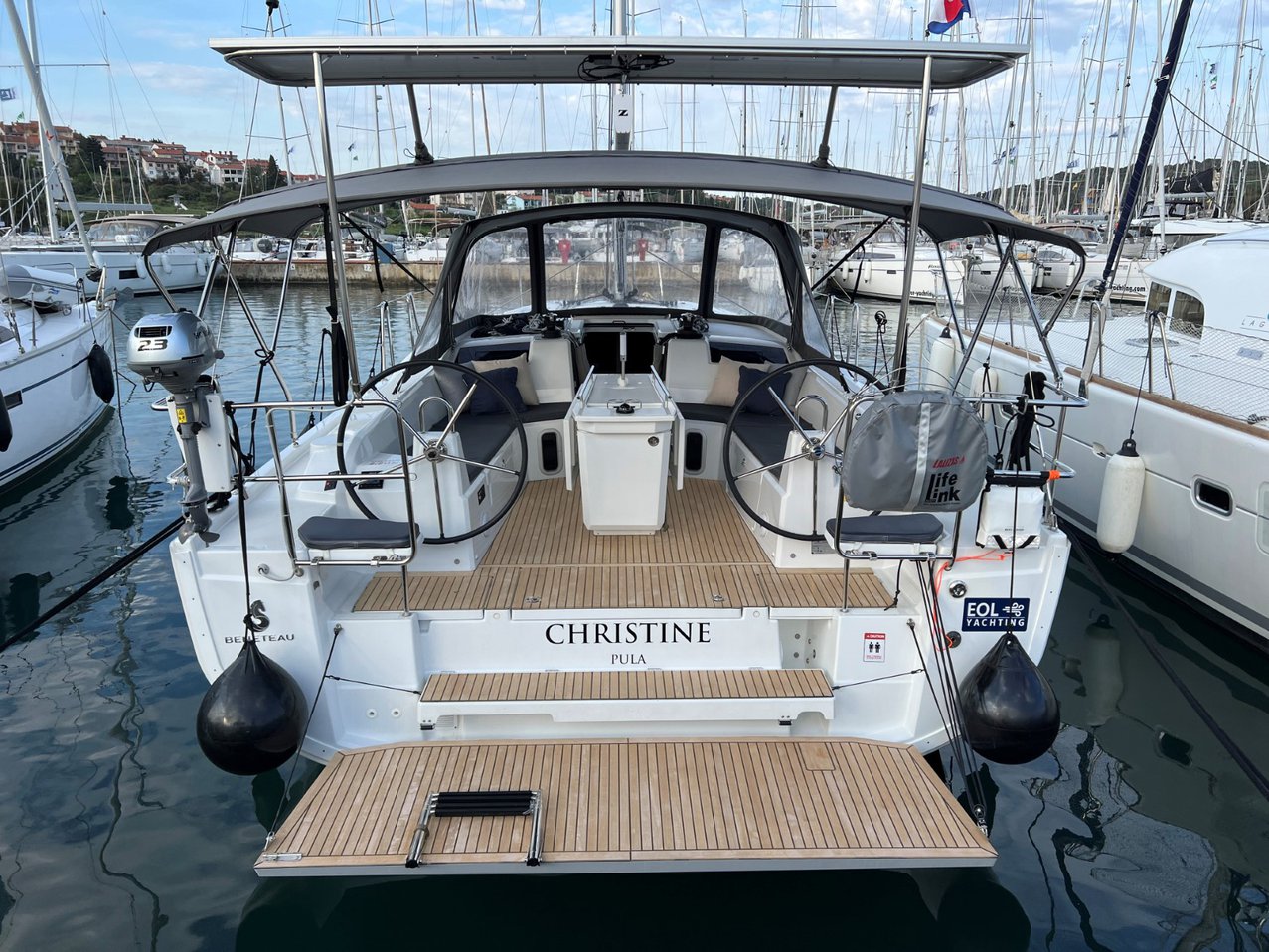 Christine preview 3