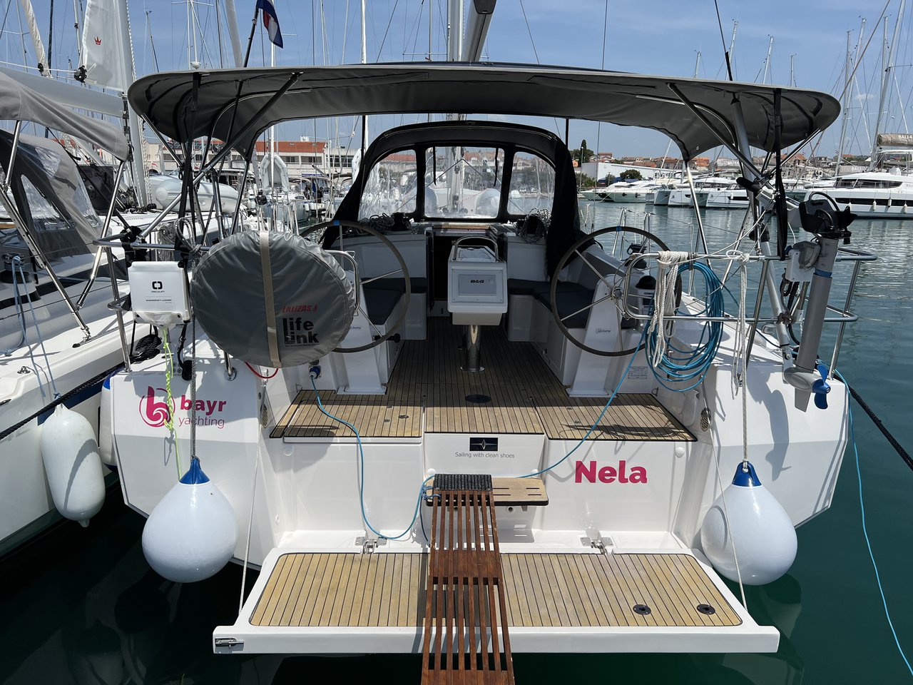 Nela preview 2