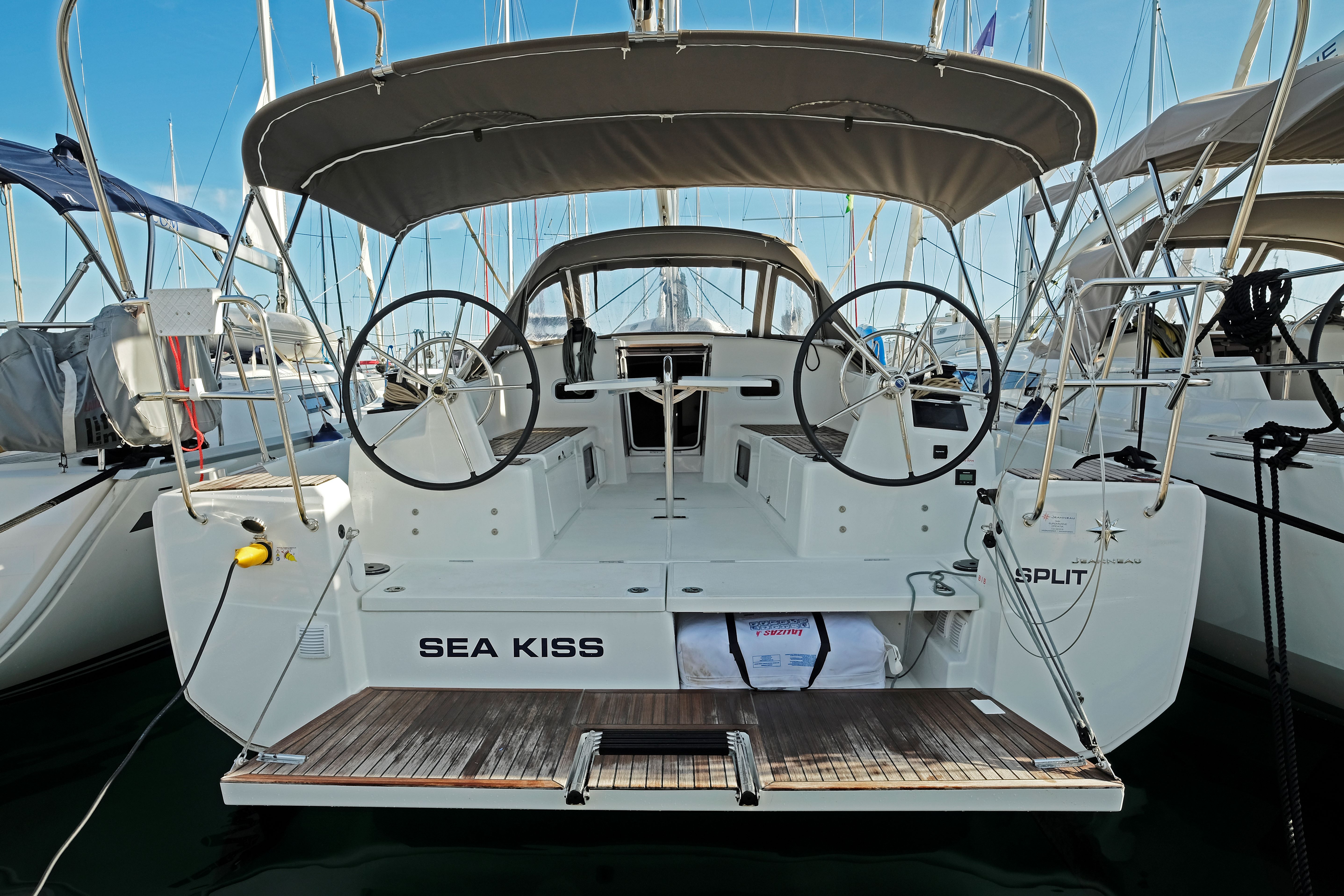 Sea Kiss preview 3
