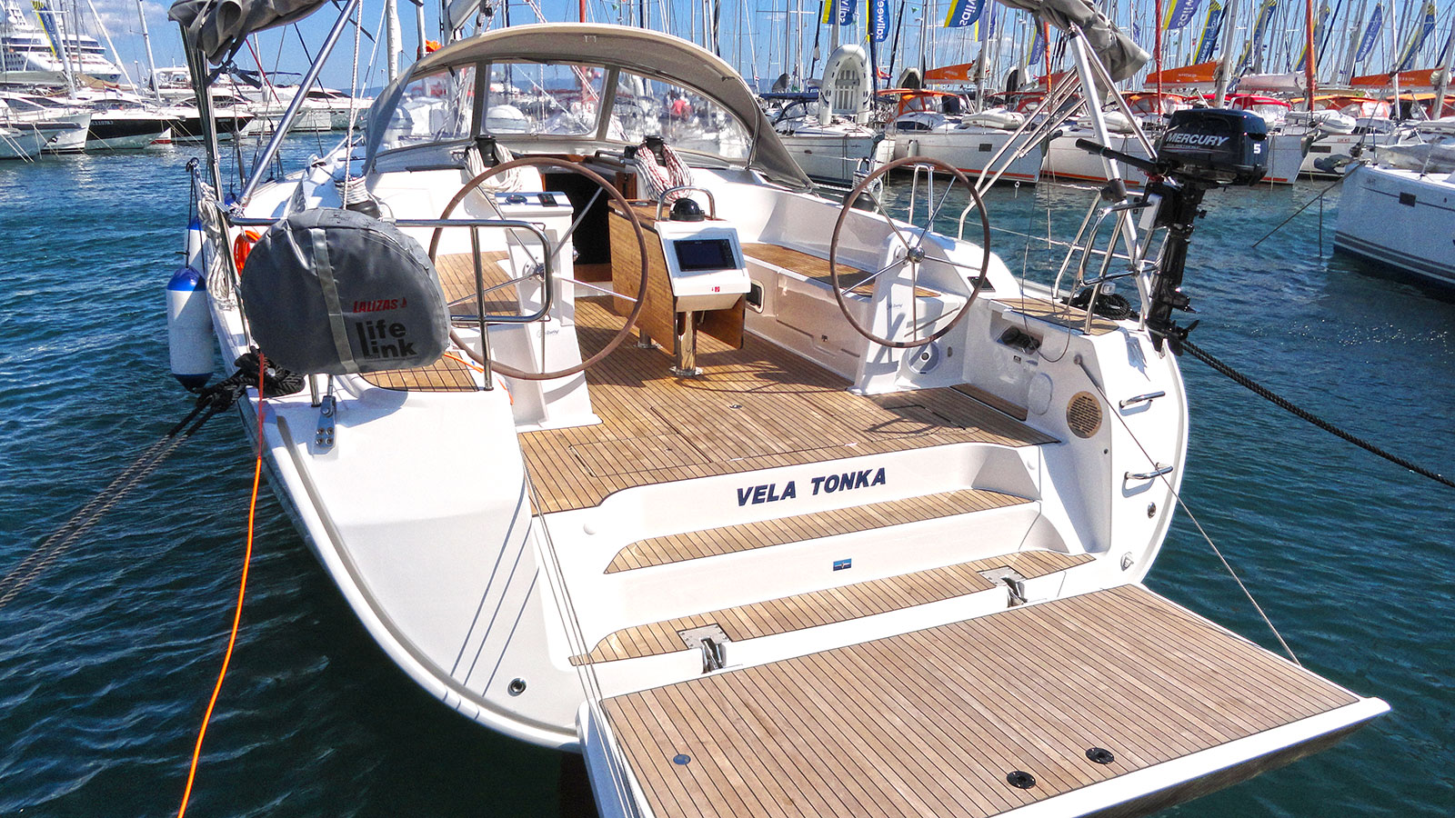 Vela Tonka photo 1