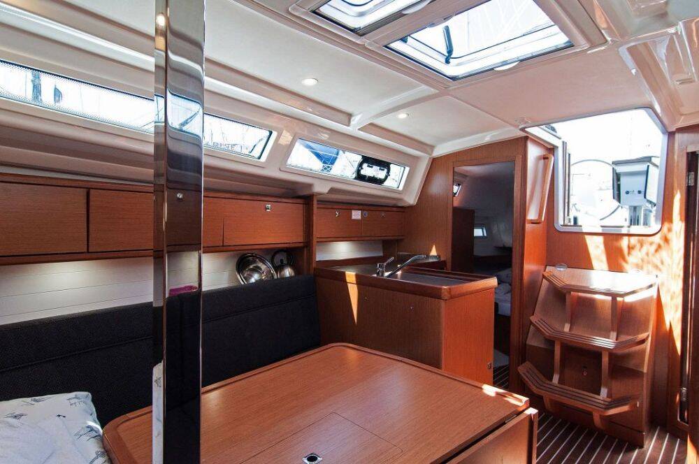 Adria Tina preview 3