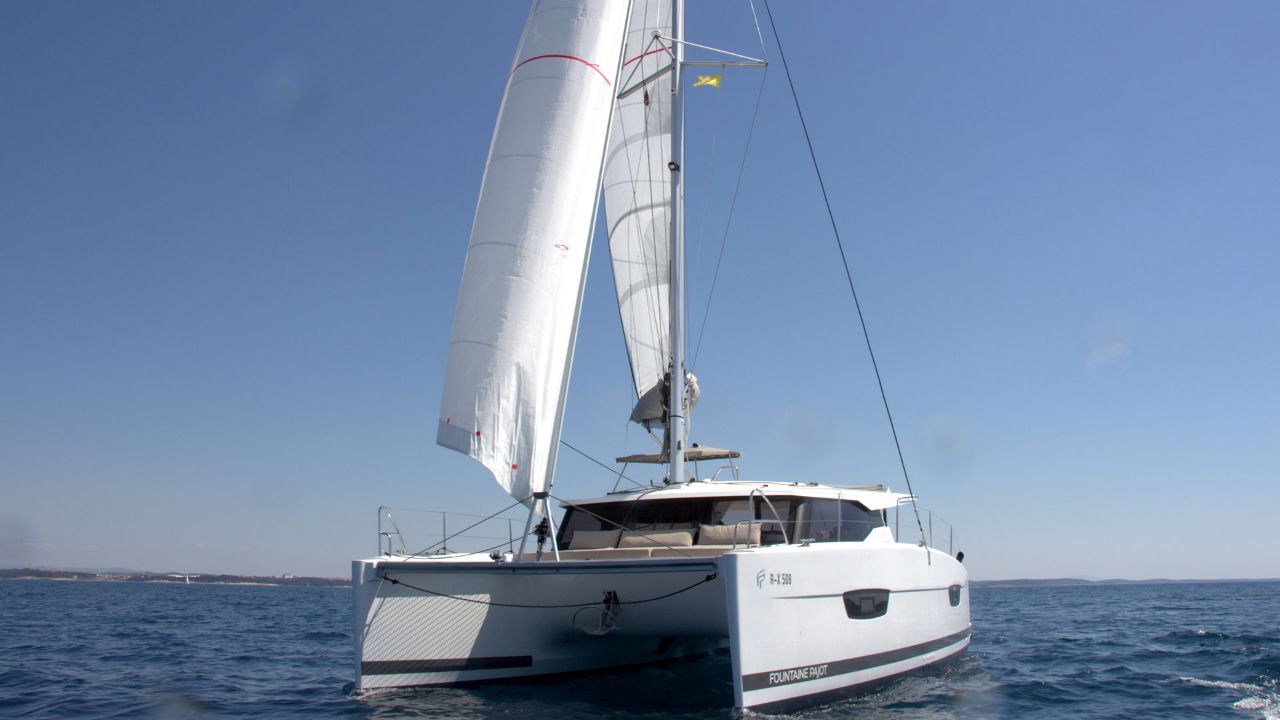 Luna Rossa II preview 4