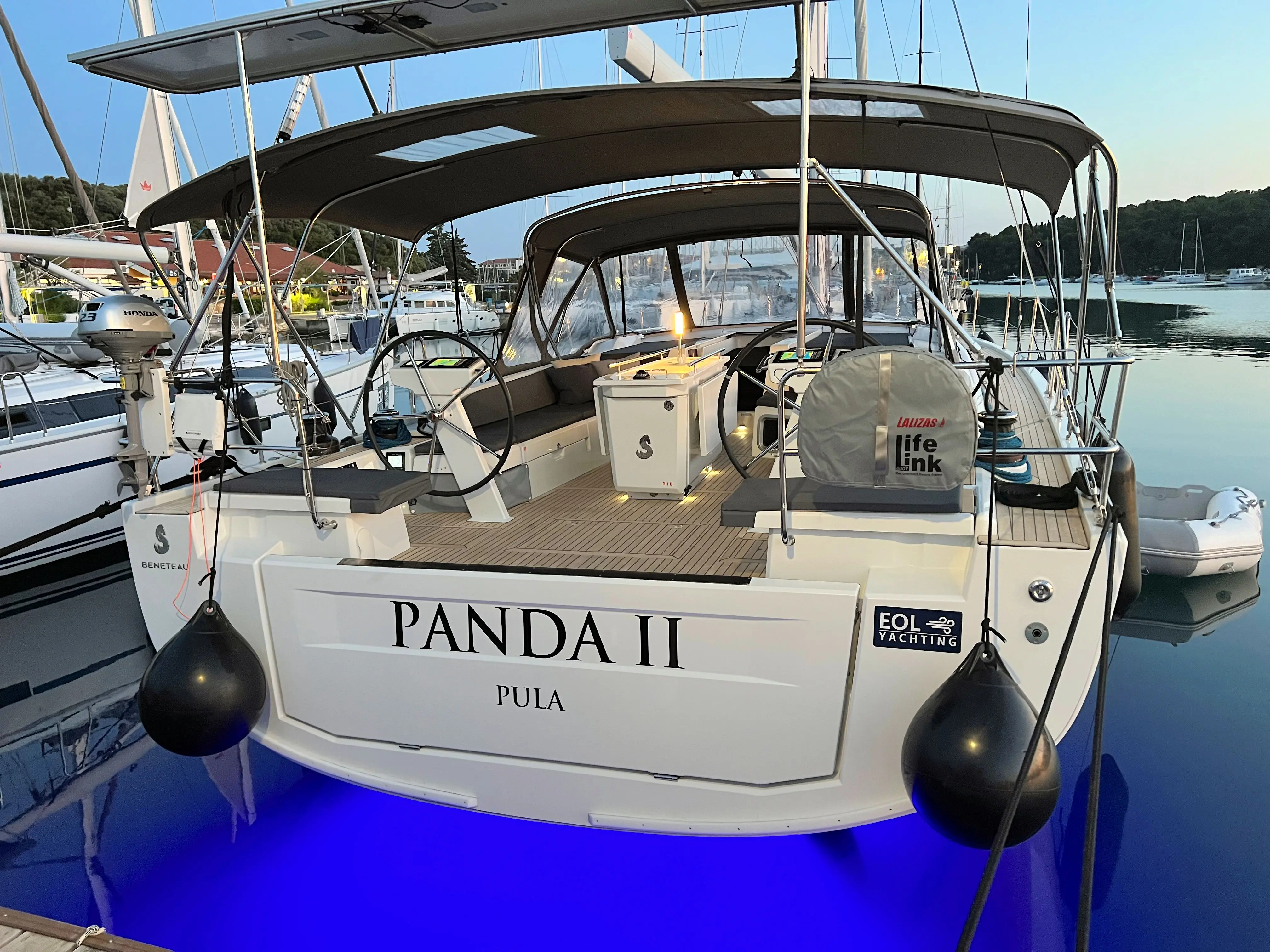 Panda II photo 1