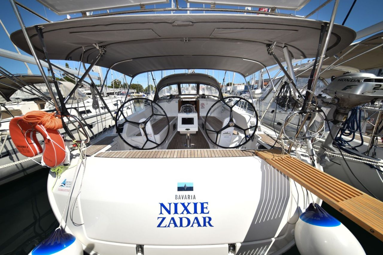 Nixie photo 1