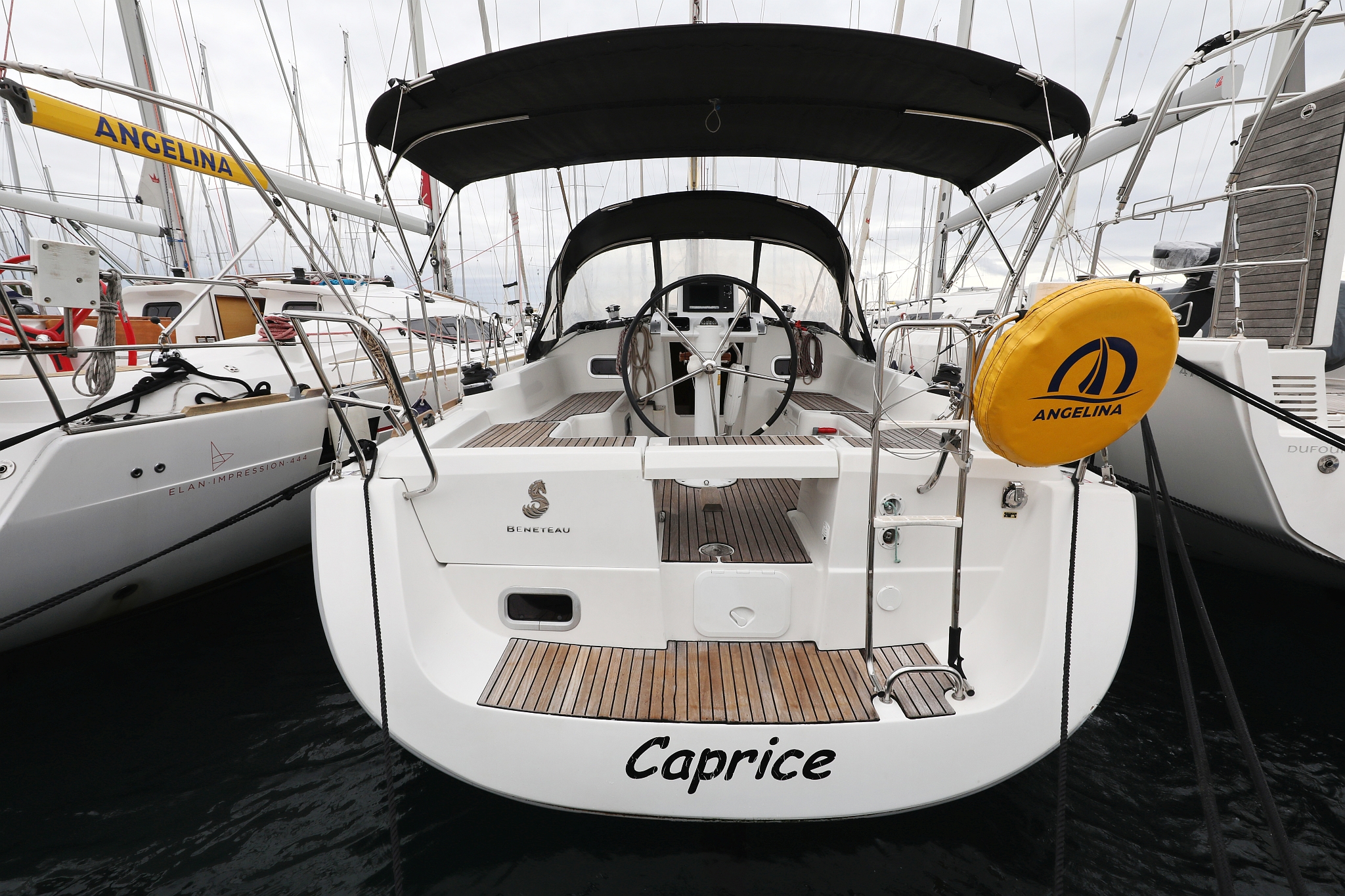 Caprice photo 1