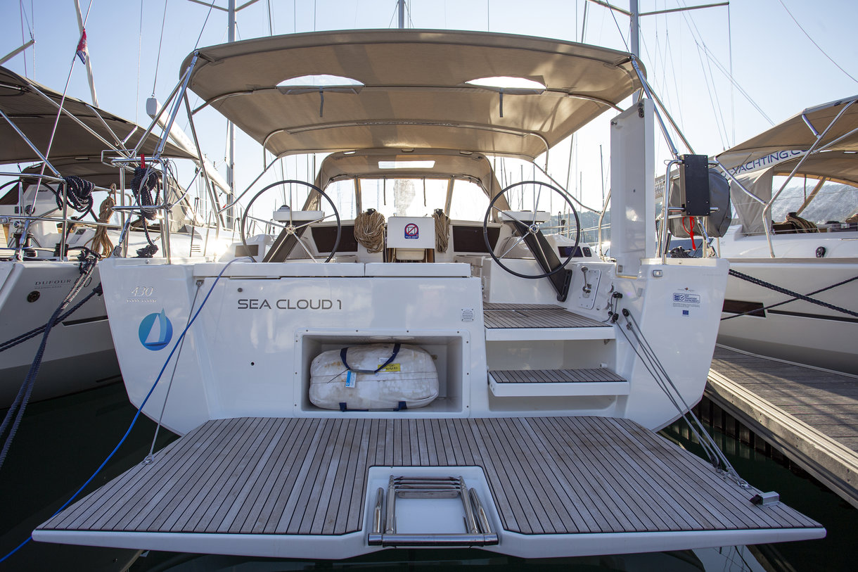 Sea Cloud 1 photo 1